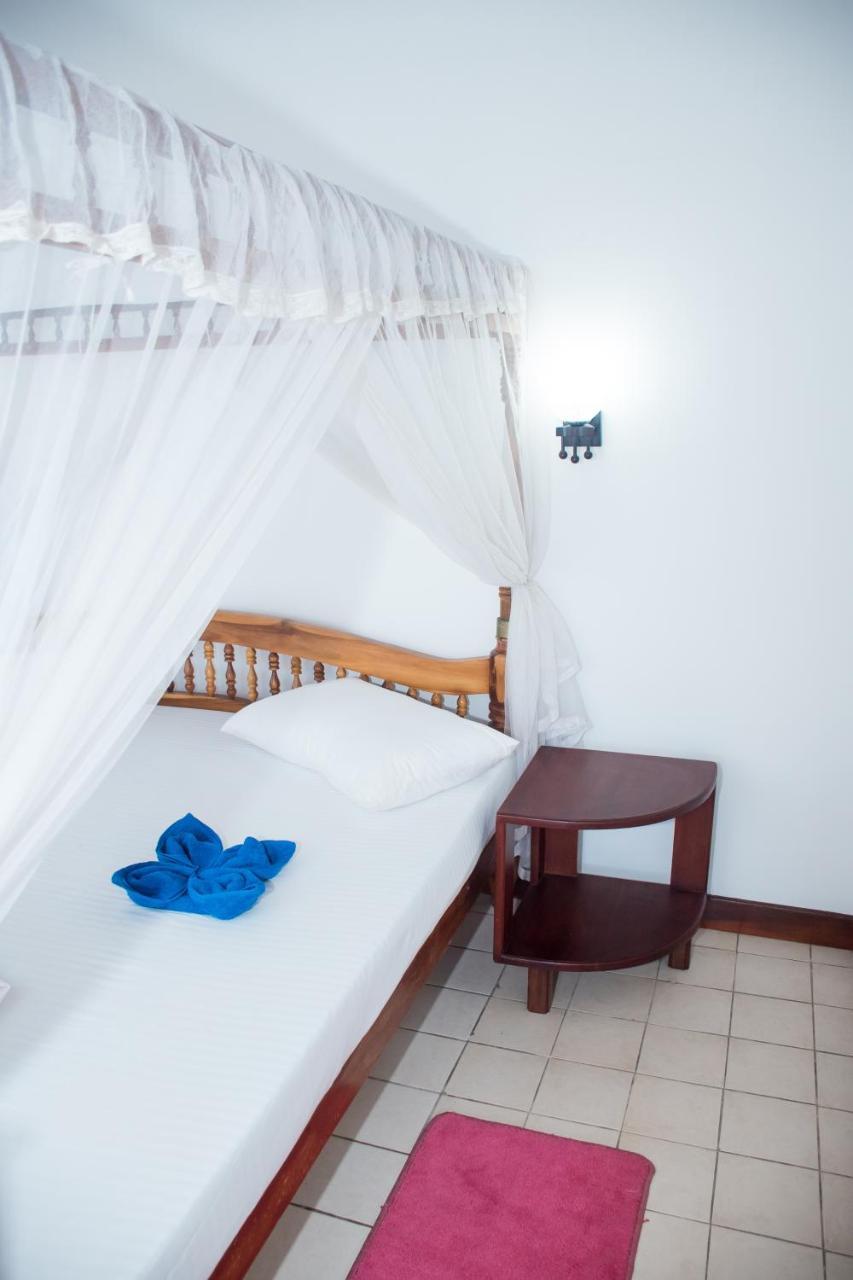 Seven Beach Villa Unawatuna Exterior foto