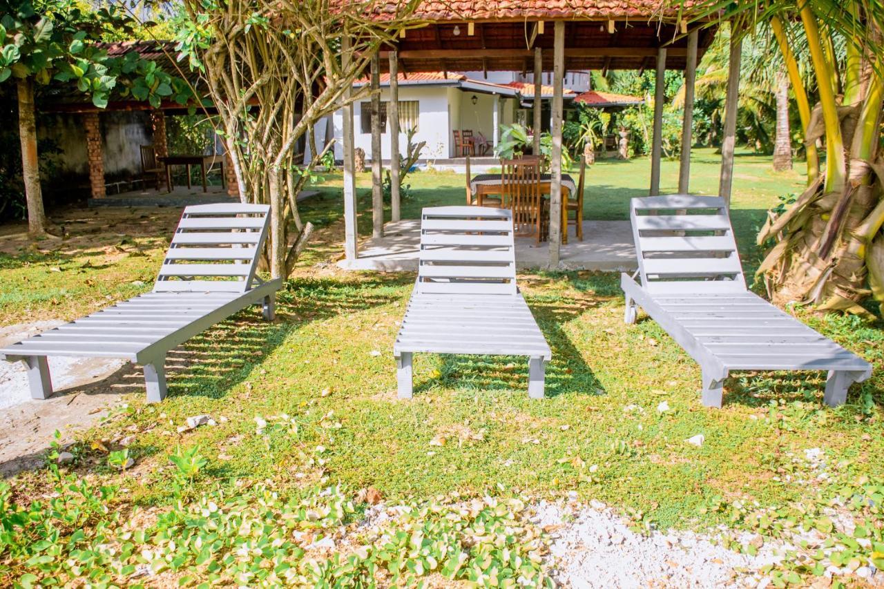 Seven Beach Villa Unawatuna Exterior foto
